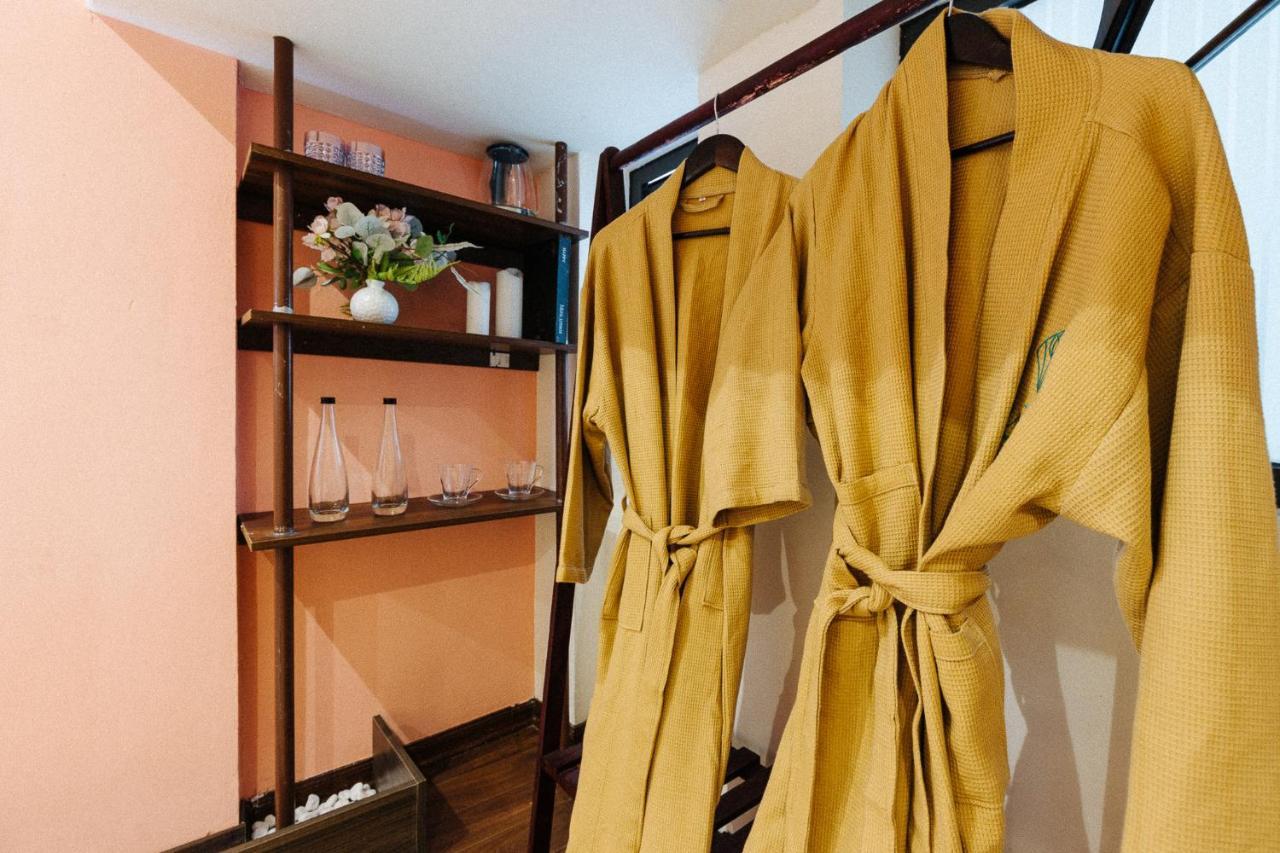 Studio In Beer Street - Delapong Homestay Ta Hien Hanoi Bagian luar foto
