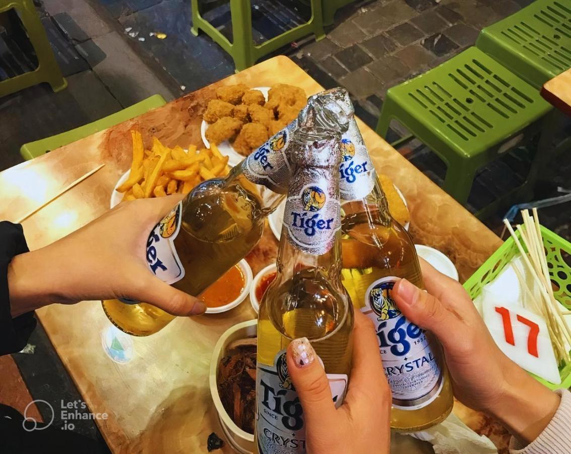 Studio In Beer Street - Delapong Homestay Ta Hien Hanoi Bagian luar foto